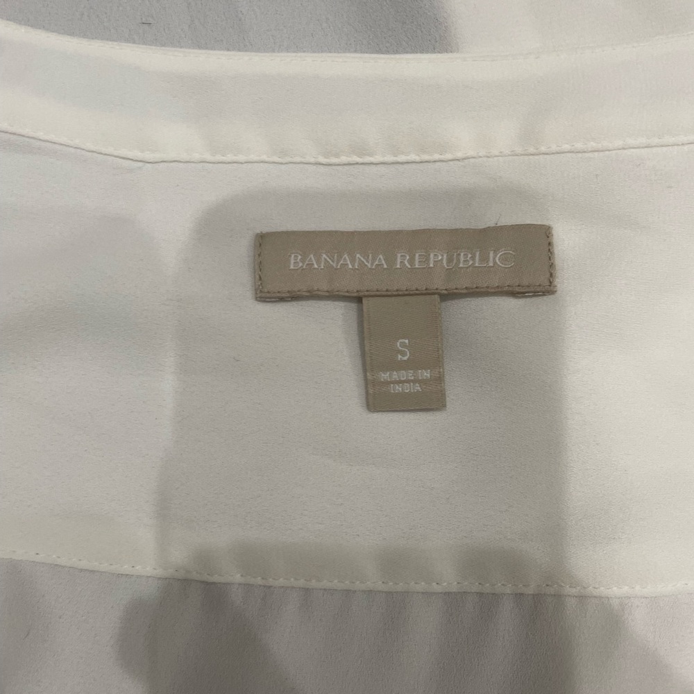 nice blouse! - Picture 2 of 3